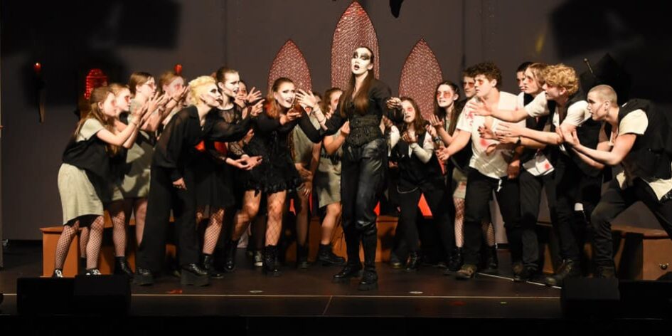 Gymnasium Gröbenzell – Aufführung